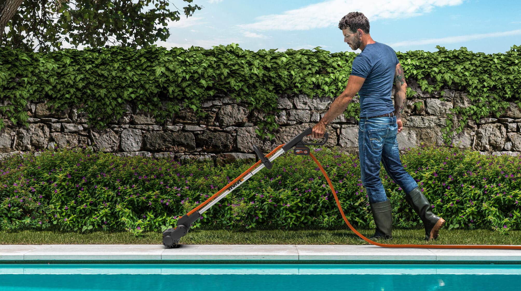 Tools for cleaning outdoor floors Worx